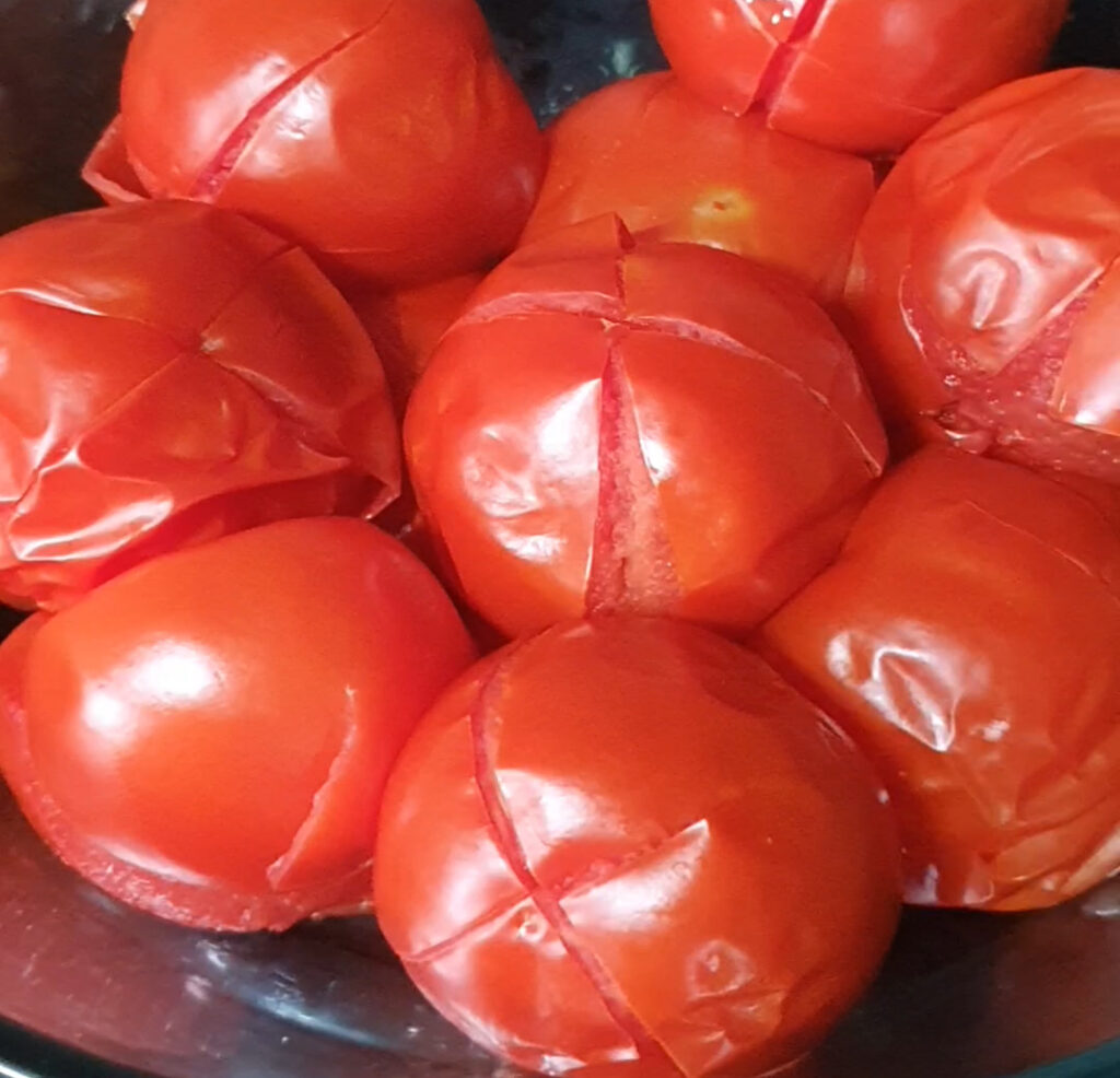 pizza sauce from fresh tomatoes