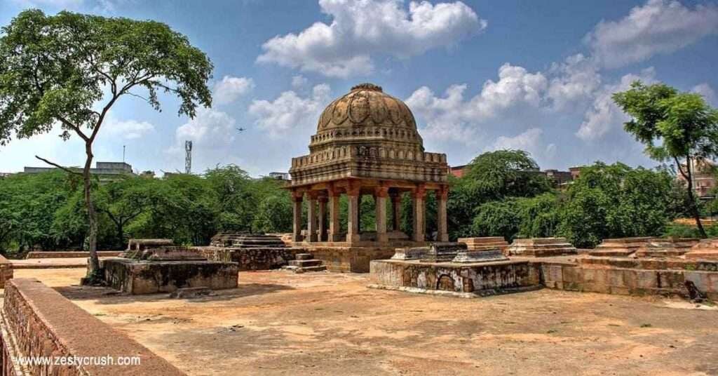 mehrauli-archeological-park-delhi