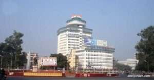 Pind-Balluchi-Restaurants-in-Patna-revolving-restaurant