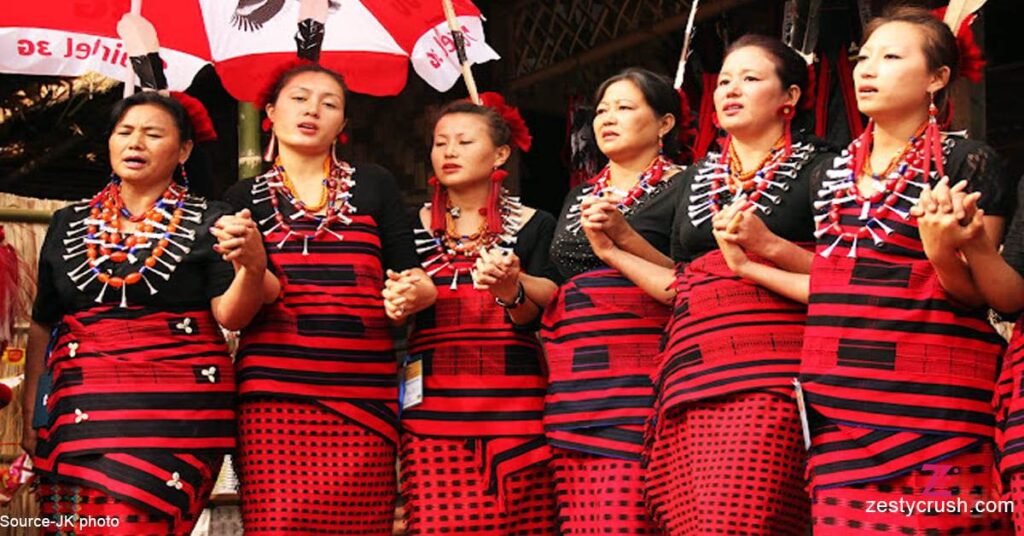 Nagaland-Traditional-Dress-Female-Ao-Naga-Women-traditional-attires