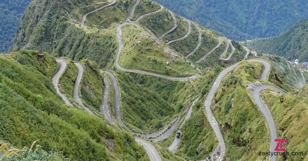 Zuluk-famous-hair-pin-bend-road