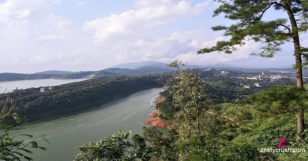 Umiam-Lake-View-from-Highway