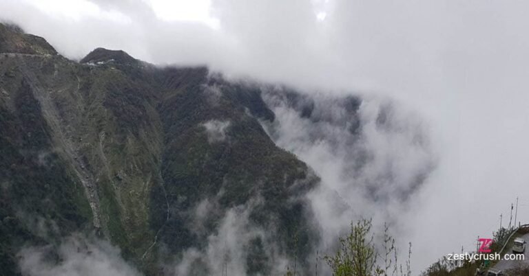 View-enroute-to-Nathula-Pass