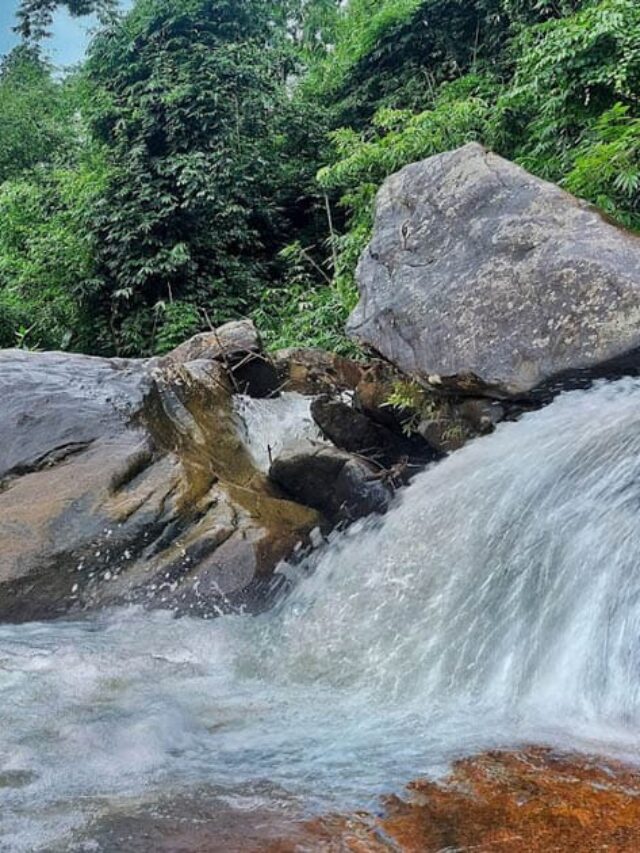 Soloka Dare (Baroigaon Waterfall)1