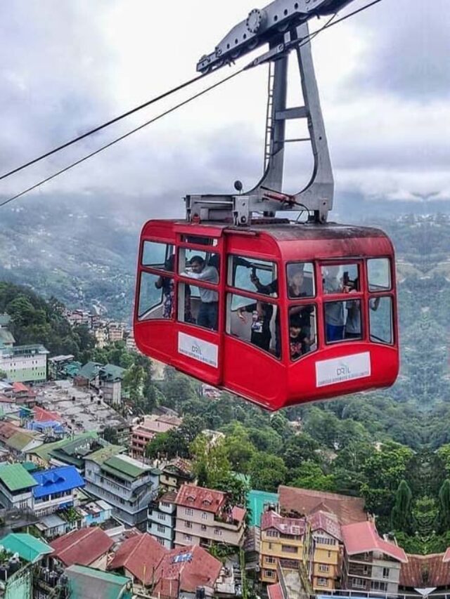 ropeway ride in darjeeling