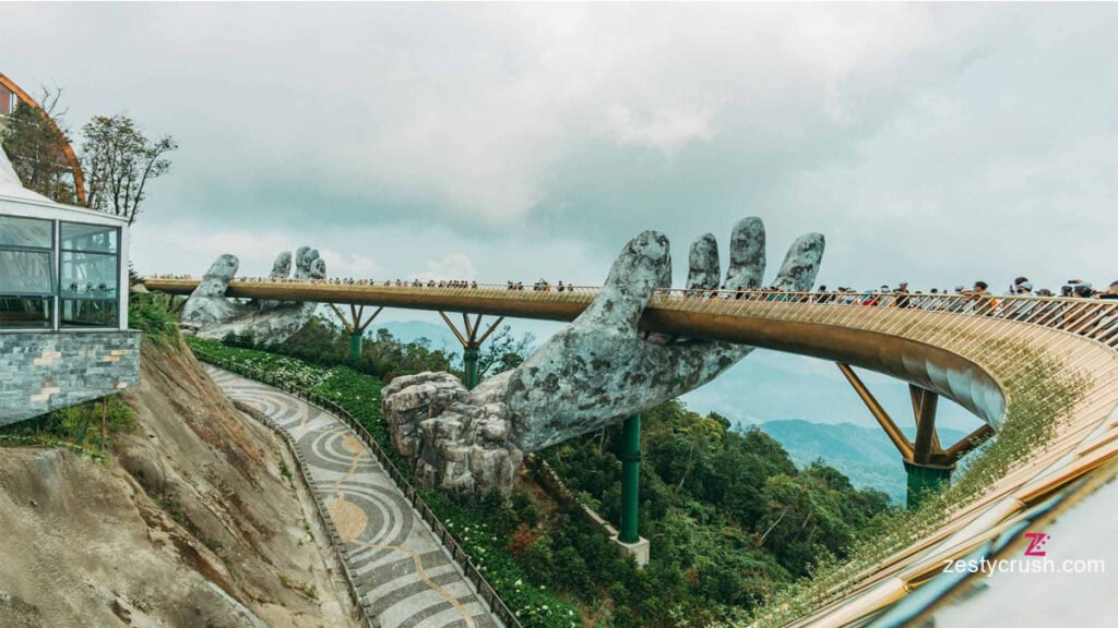 Golden Bridge in Ba Na Hills Da Nang