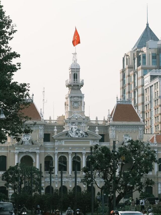 Ho-Chi-Minh-City-Hall