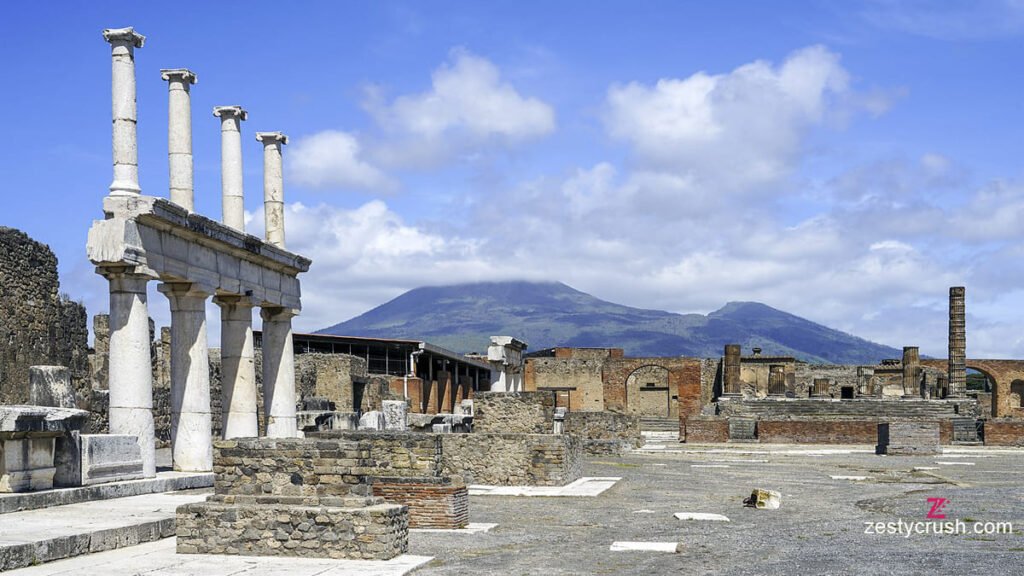 How Far is Pompeii From Rome
