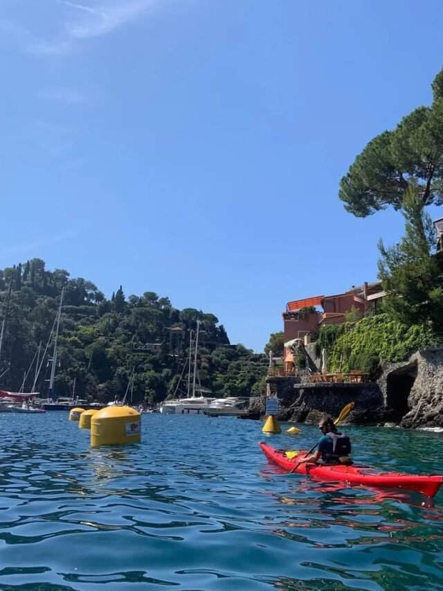 Kayak-tour-nella-baia-di