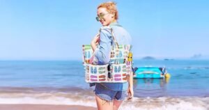 Beach tote with wet compartment