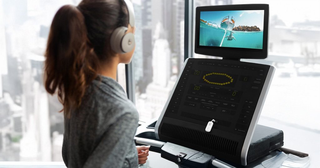 Bluetooth headphone adapter for gym