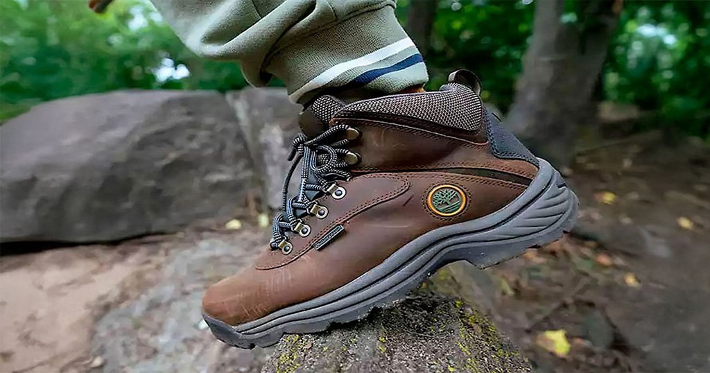 Durable men’s hiking boots