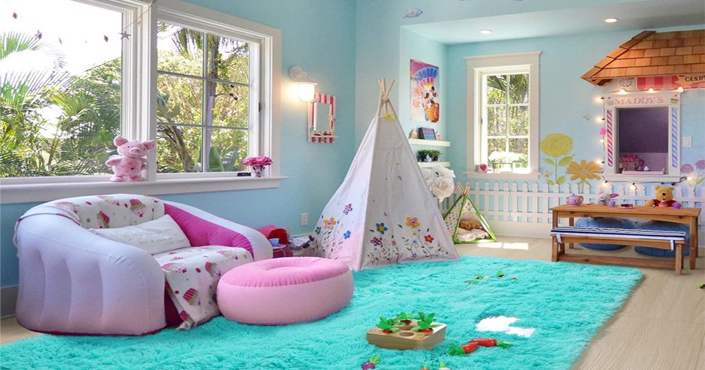 Furry rug for kids’ room