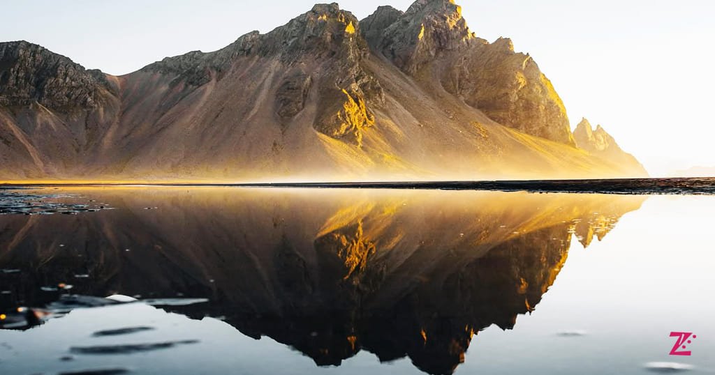 Iceland Lake illusion