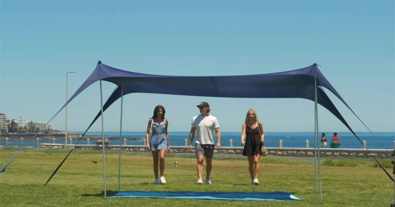 Lightweight beach shade