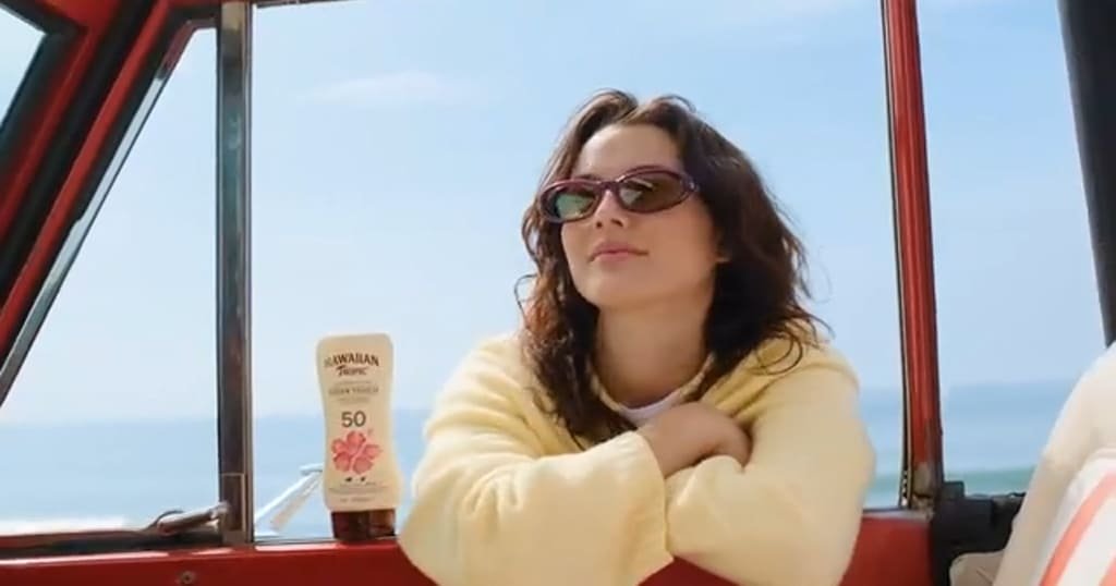 Mineral powder sunscreen brush