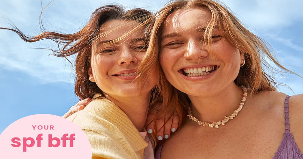 Translucent SPF powder