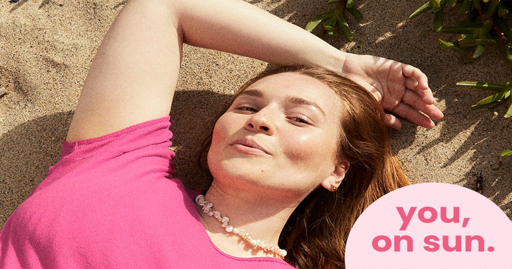 Mineral powder sunscreen brush