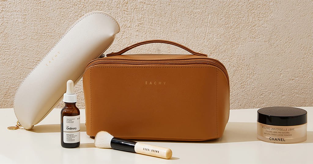 Best makeup bag for short trips