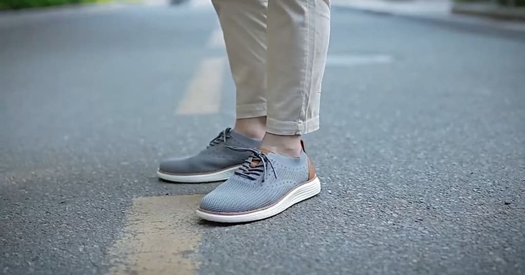 Comfortable walking shoes for men