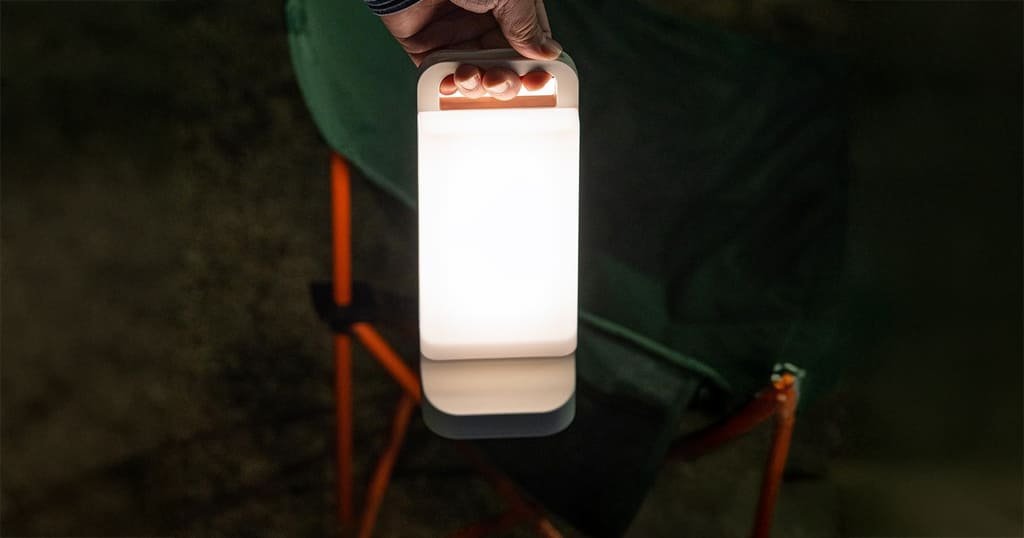 Solar camping lantern