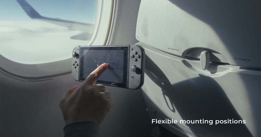 Hands-free phone holder for travel