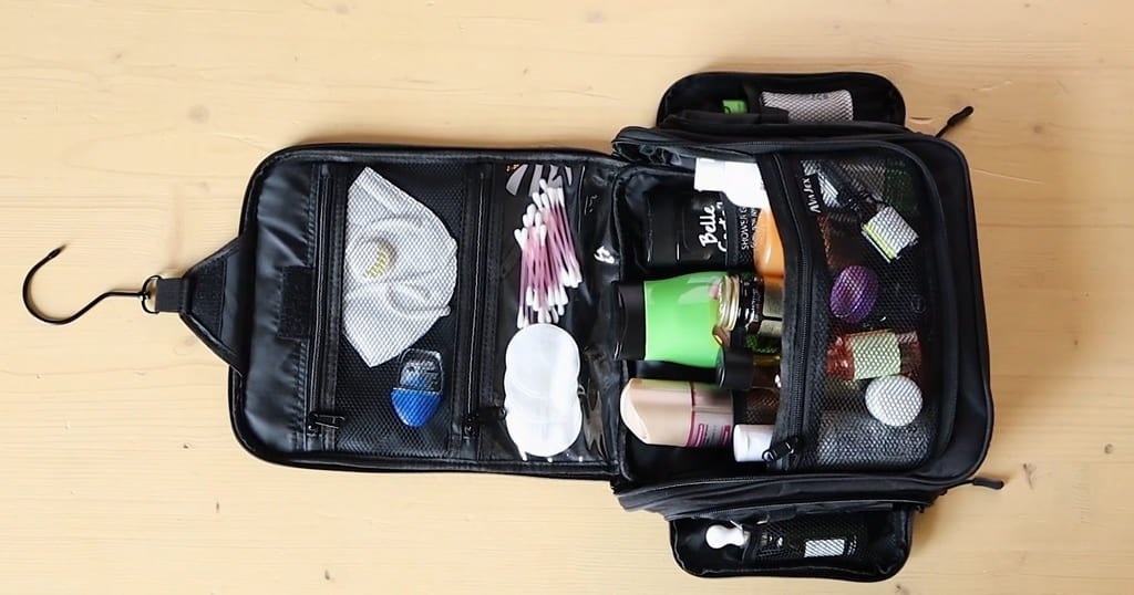 Large toiletry organizer