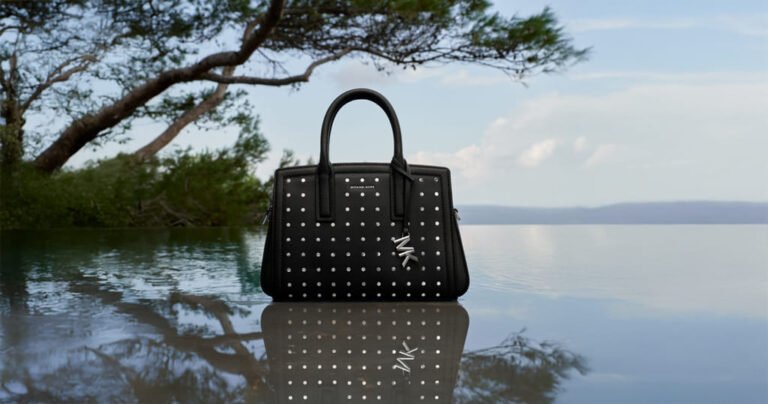 Michael-Kors-Jet-Set-Travel-Continental