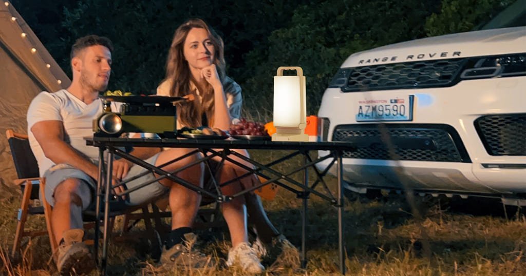 Rechargeable lantern for camping