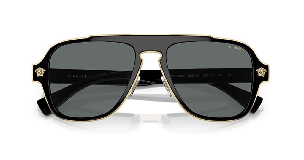 Stylish sunglasses for American travelers