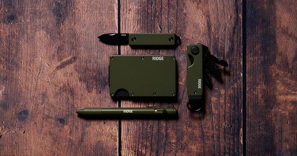 Wallet with cash strap