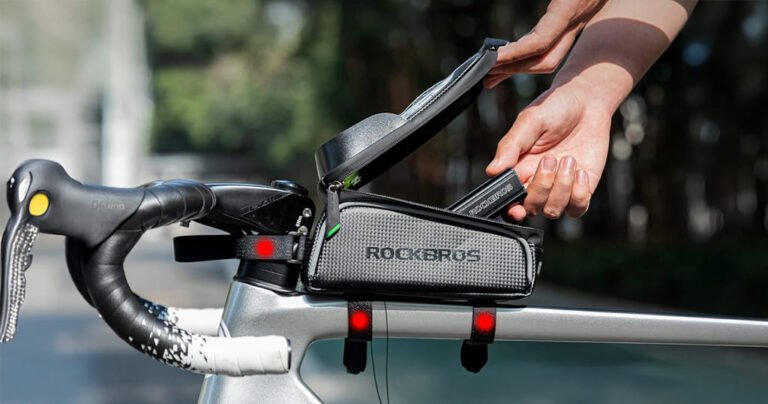 Bicycle phone mount bag