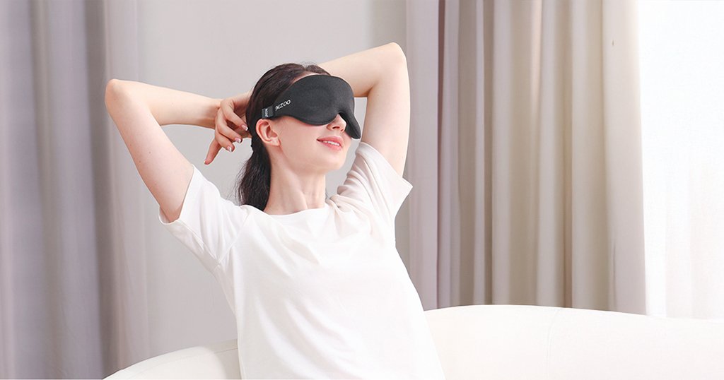 Minimalist nightstand setup