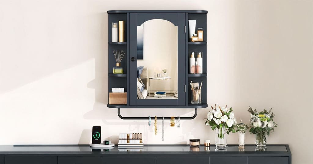Wall mounted bathroom cabinet