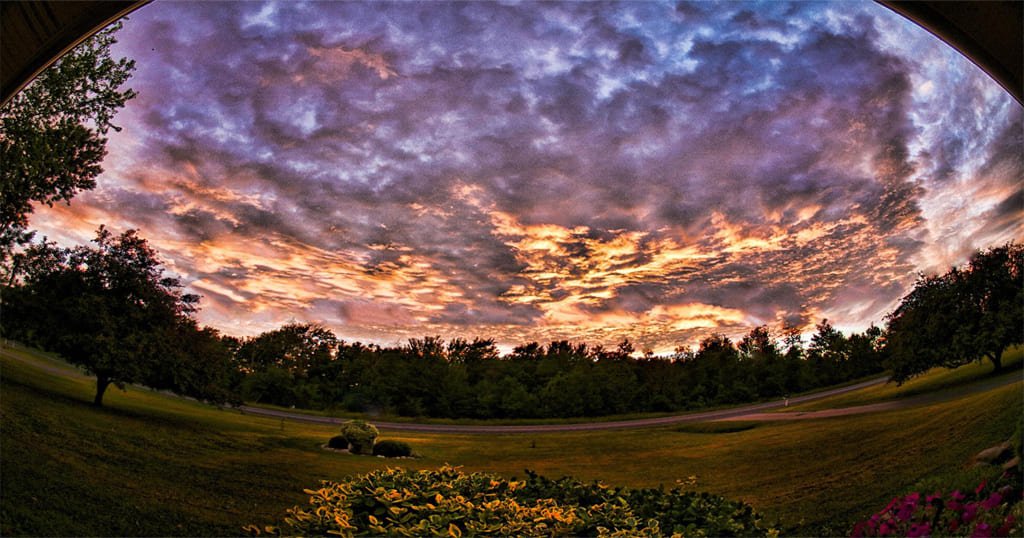 Wide angle lens for Canon crop sensor