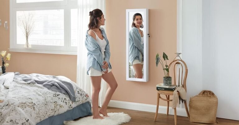 Small apartment storage ideas